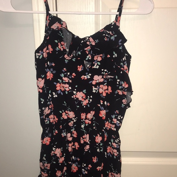 Romper - Picture 3 of 4